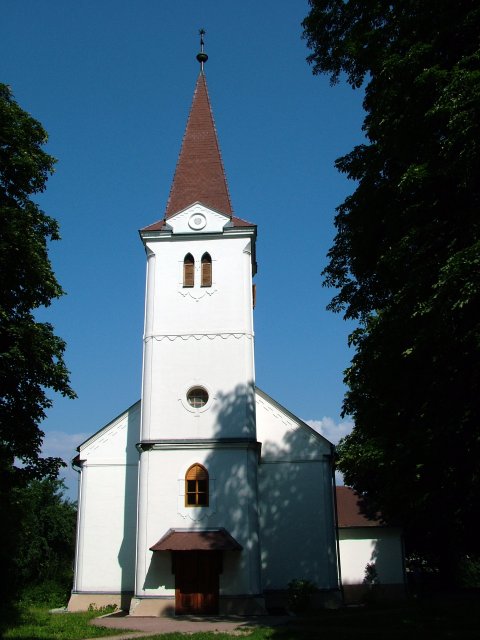 Dedestapolcsany kulso.jpg